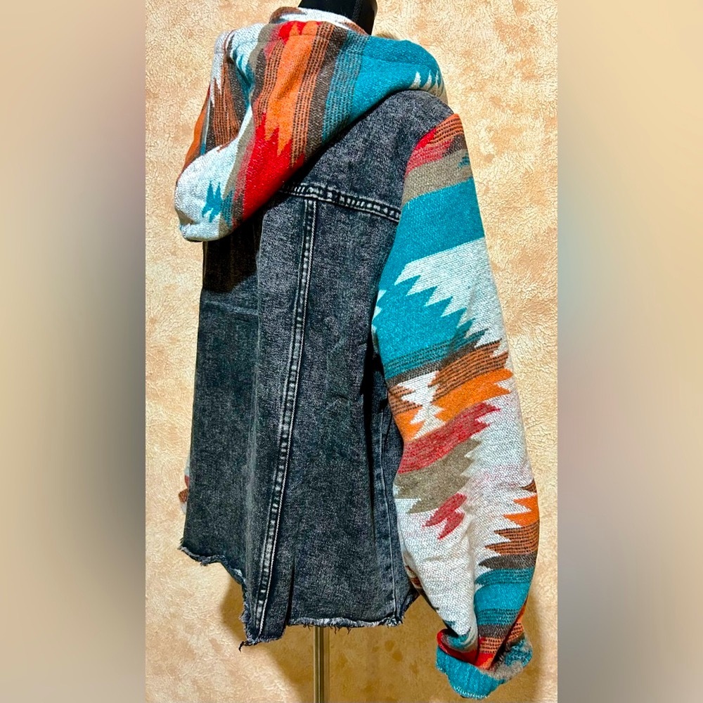 Stylish Multicolor Denim Jacket - image 6